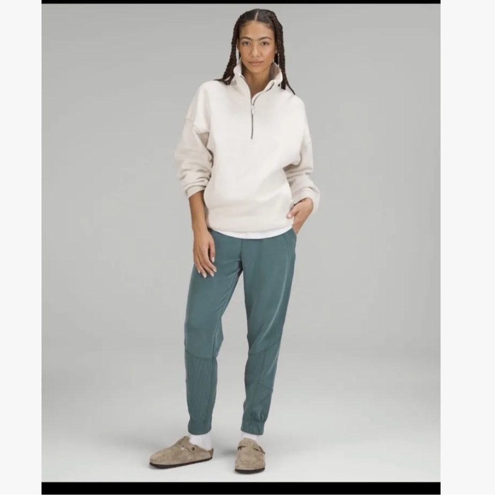 Lululemon Brushed Softstreme Ribbed HR Jogger